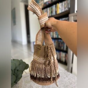 Colombian bag woven  100% by hand by indigenous people,  (mochilas)